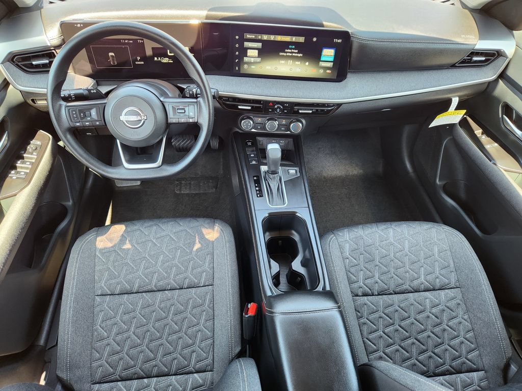Certified 2025 Nissan Kicks SV AWD/4WD image 23