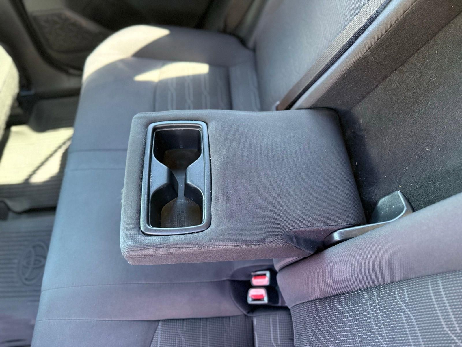 Used 2023 Toyota RAV4 SE w/ Weather & Moonroof Package image 43