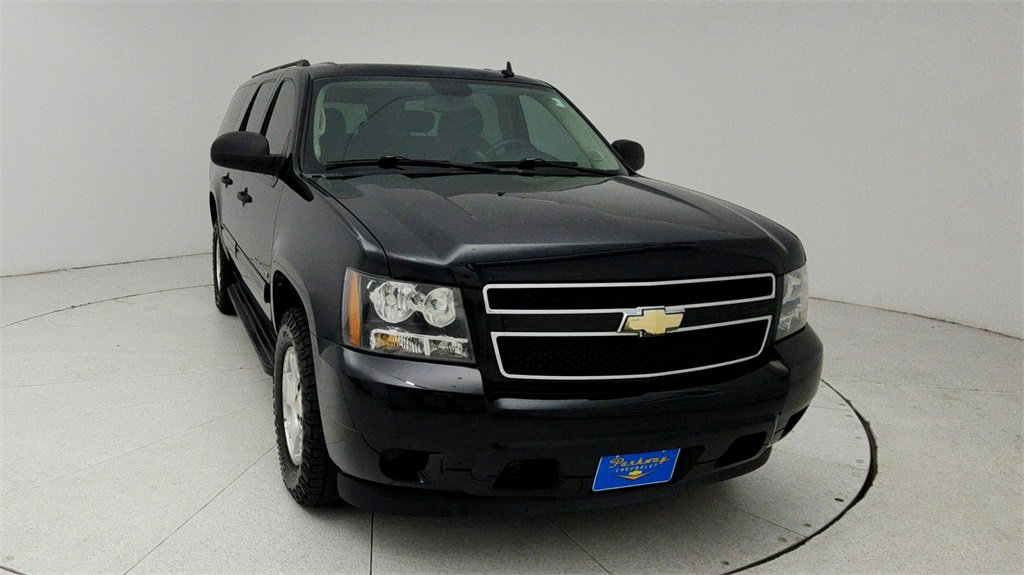 Used 2009 Chevrolet Suburban LS image 9