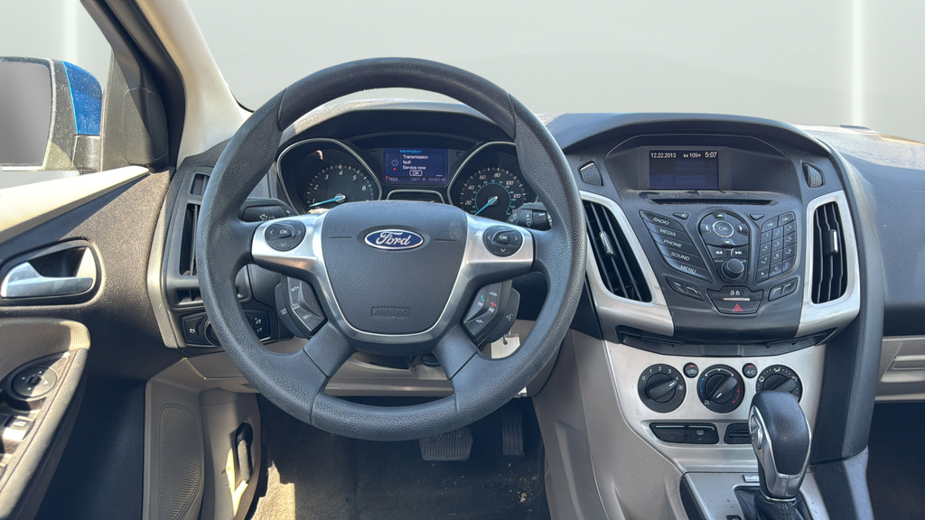 Used 2013 Ford Focus SE w/ Super Fuel Economy (SFE) Pkg FWD image 16