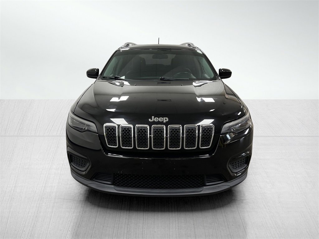 Used 2020 Jeep Cherokee Latitude w/ Cold Weather Group image 5