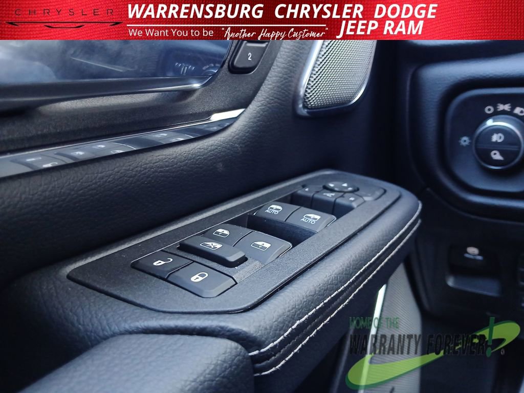 New 2026 RAM 1500 Laramie AWD/4WD image 32
