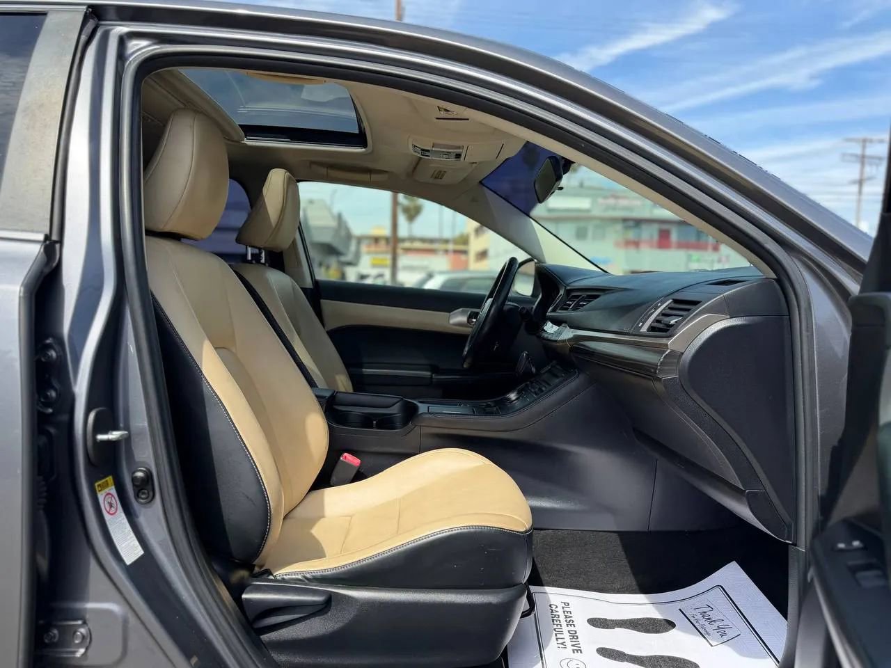 Used 2014 Lexus CT 200h FWD image 33