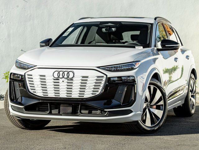 New 2025 Audi SQ6 e-tron Prestige image 1