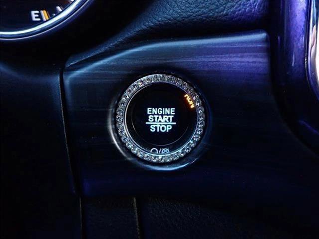 Used 2020 Jeep Grand Cherokee Altitude image 24