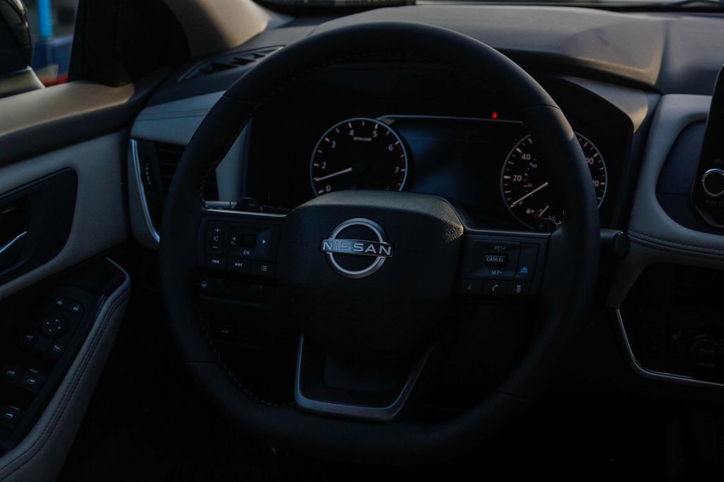 New 2025 Nissan Rogue SV w/ SV Premium Package image 18