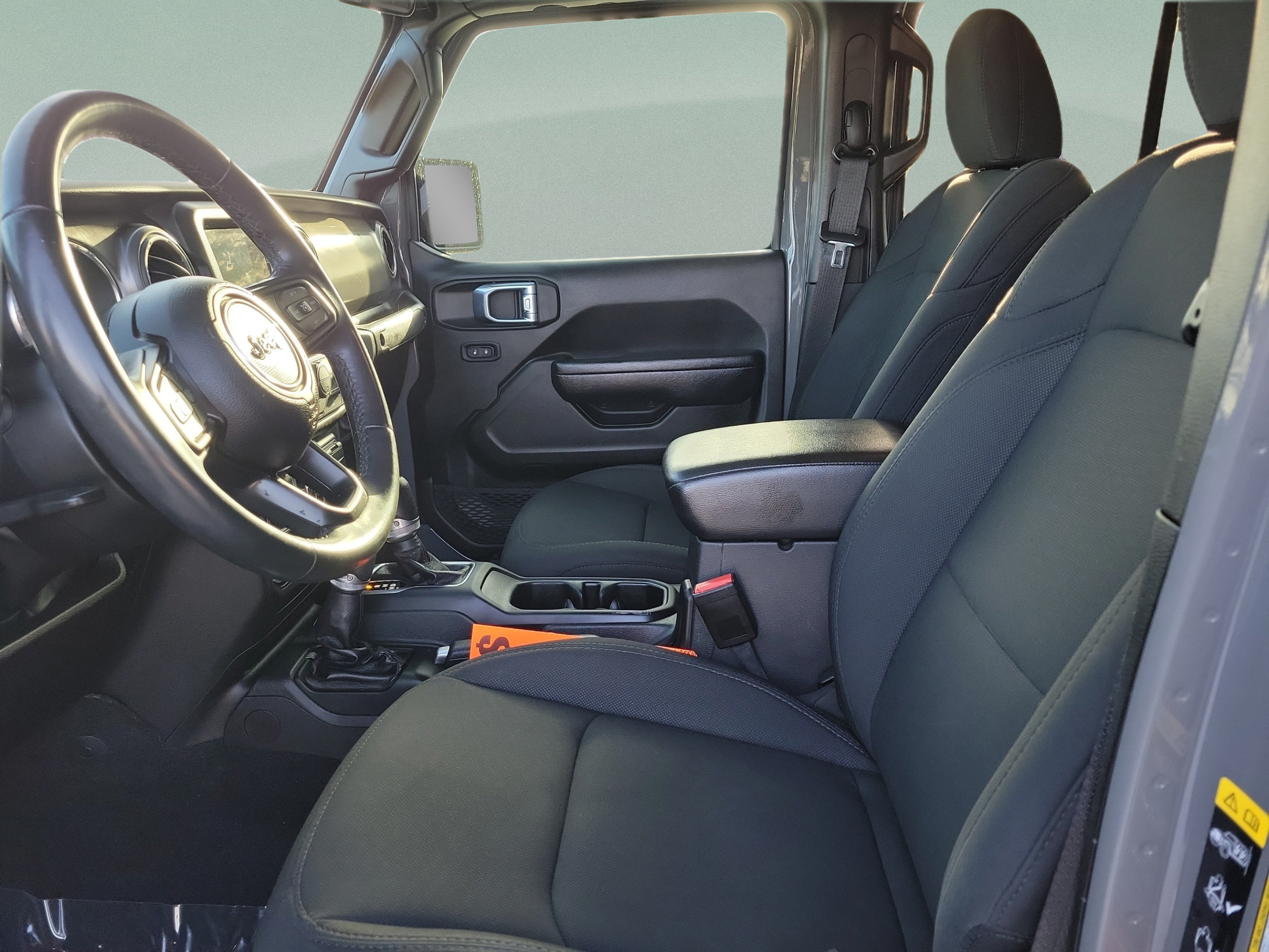 Used 2022 Jeep Gladiator Sport AWD/4WD image 18