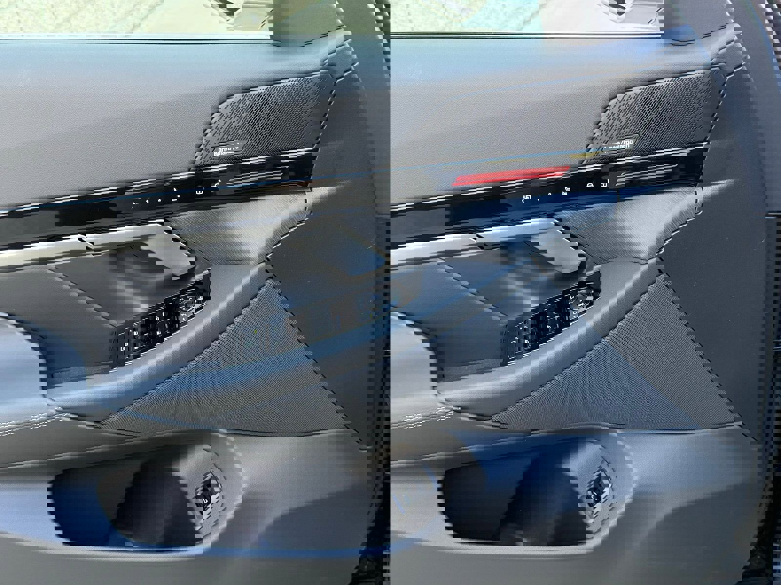 New 2026 BMW 530i w/ Convenience Package image 13