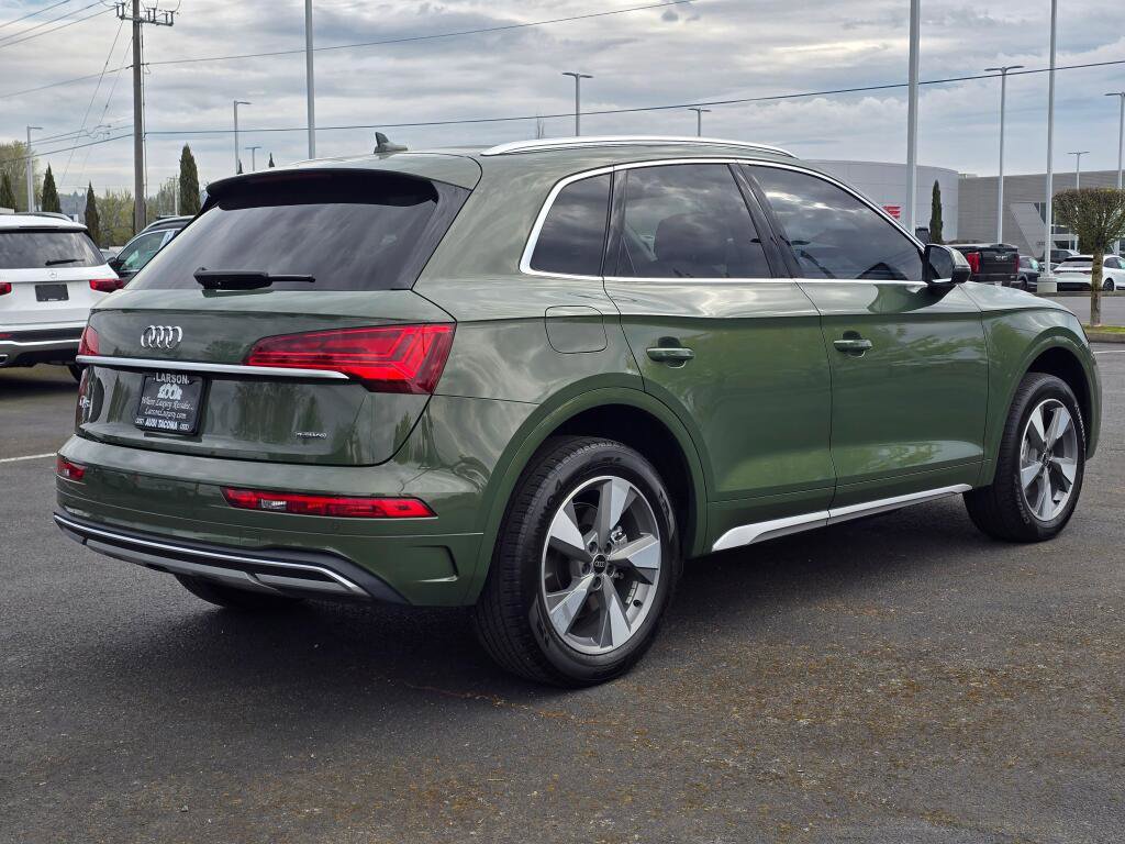 Used 2023 Audi Q5 2.0T Premium w/ Convenience Package image 5