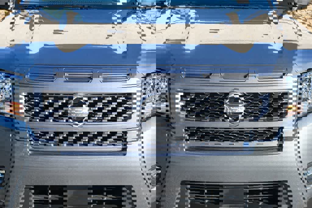 Used 2025 Nissan Frontier SV w/ SV Convenience Package image 5