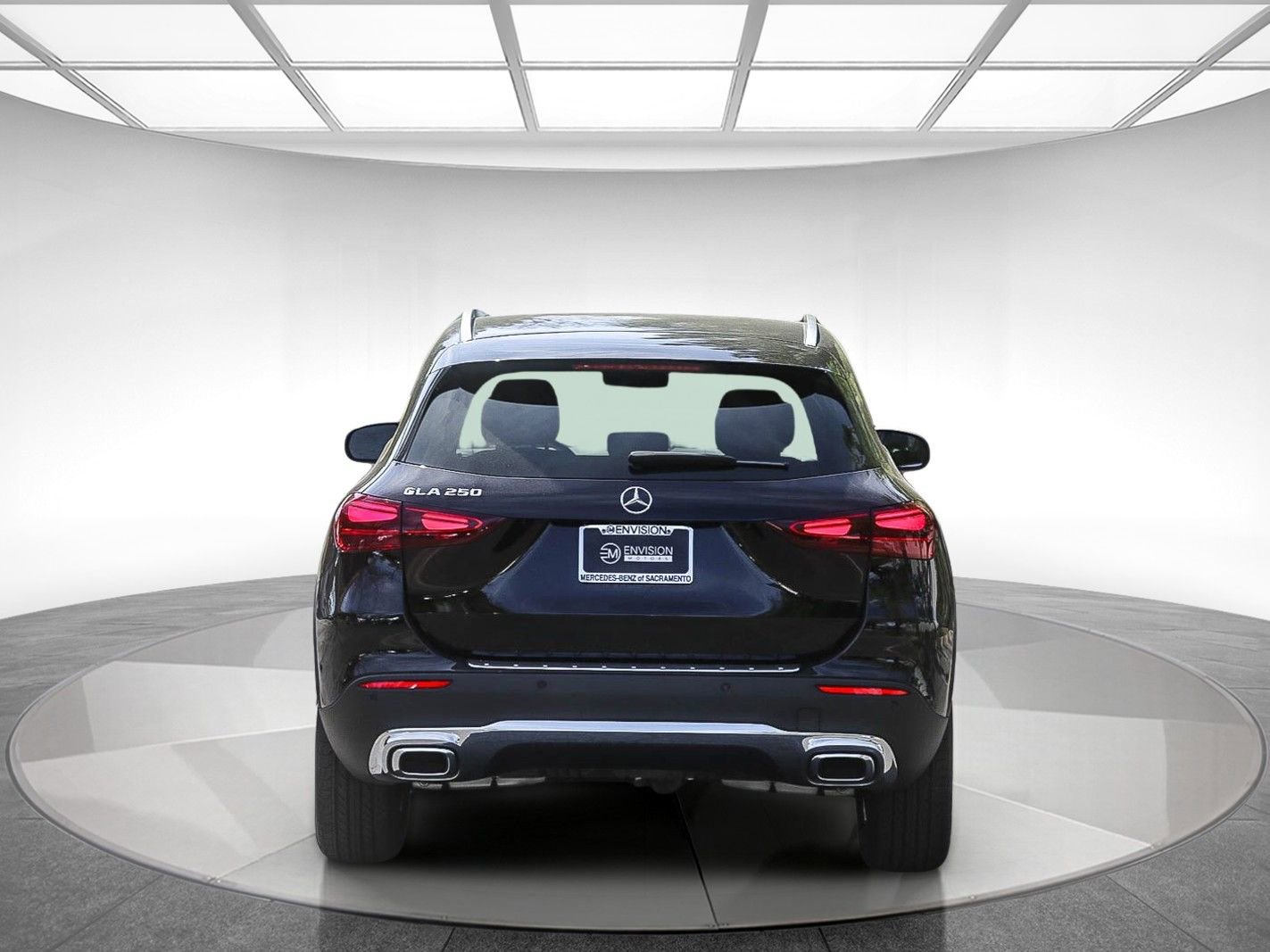 Certified 2025 Mercedes-Benz GLA 250 image 3