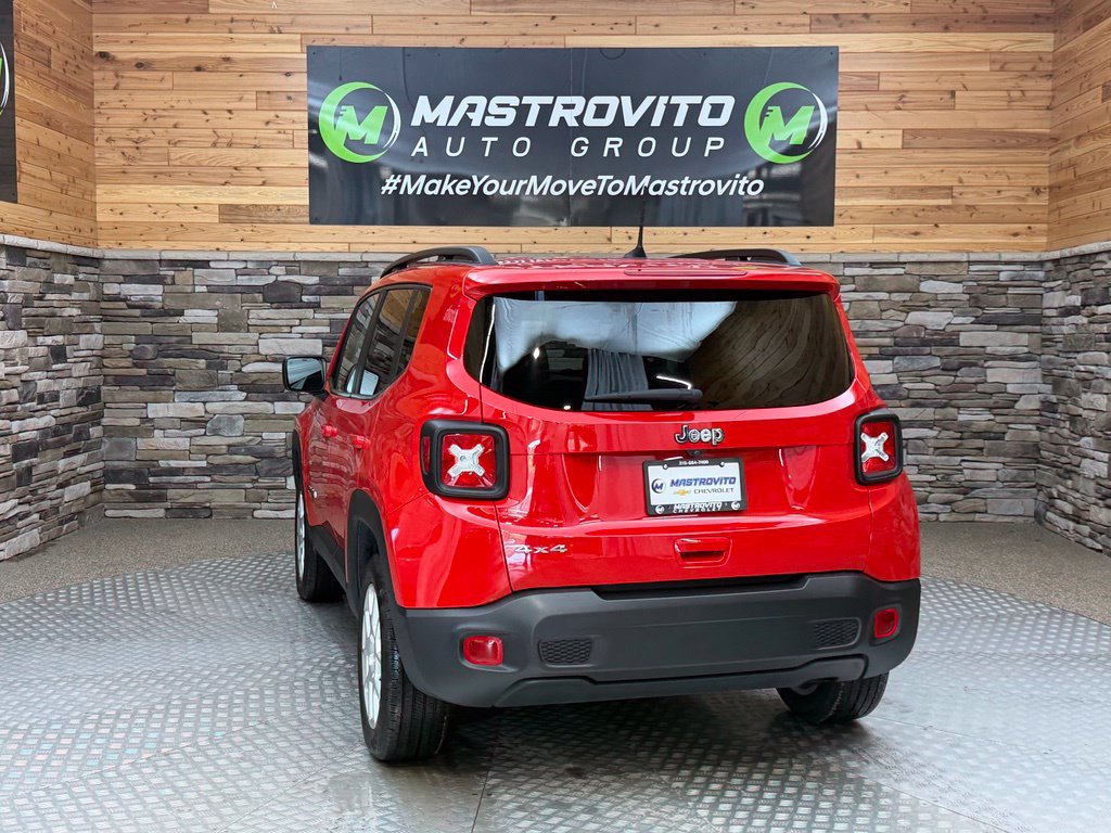 Used 2023 Jeep Renegade Latitude w/ Premium Group AWD/4WD image 21