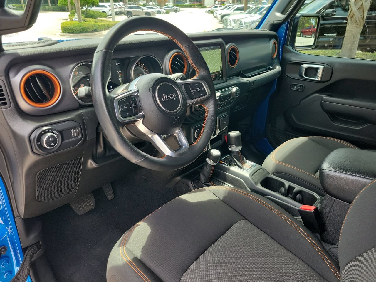 Used 2023 Jeep Gladiator Mojave w/ LED Lighting Group AWD/4WD image 13