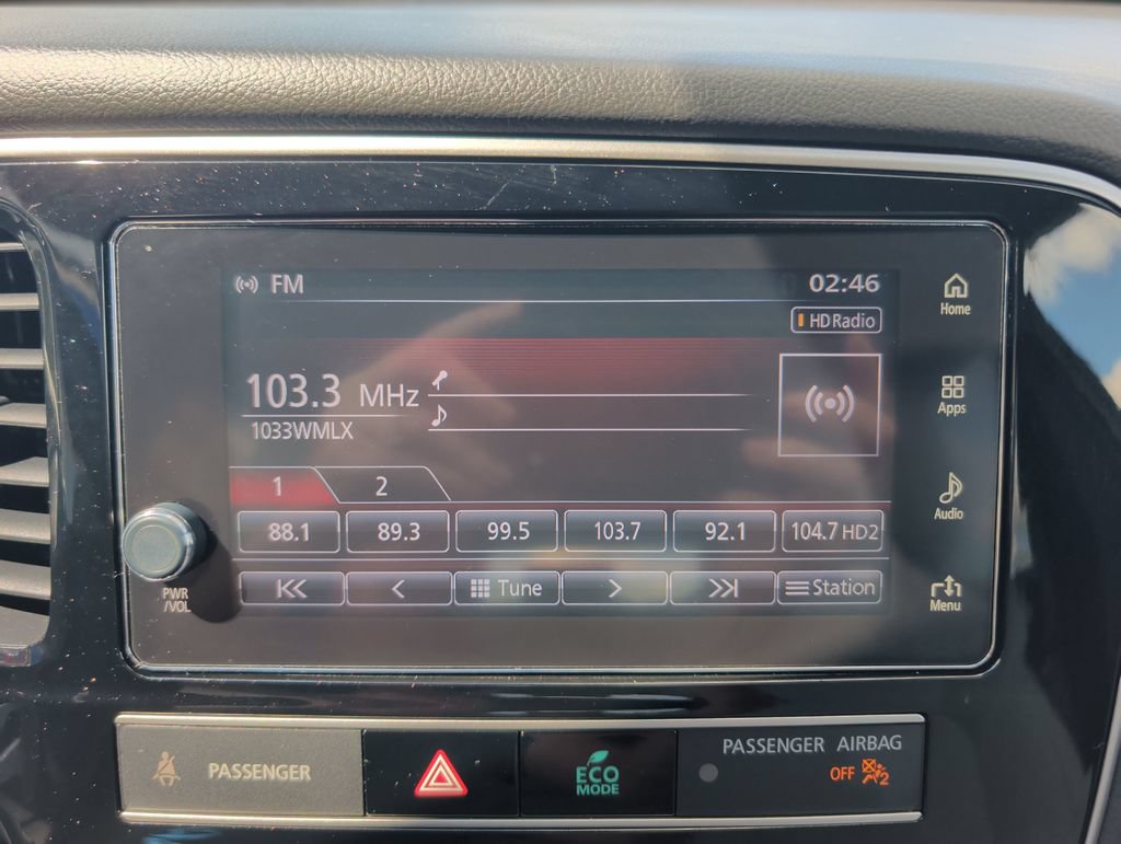 Used 2019 Mitsubishi Outlander SEL AWD/4WD image 13