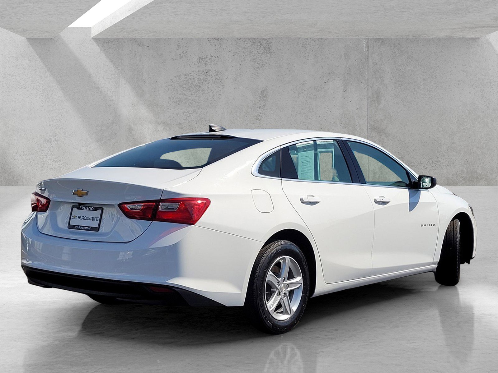 Used 2023 Chevrolet Malibu LS FWD image 4