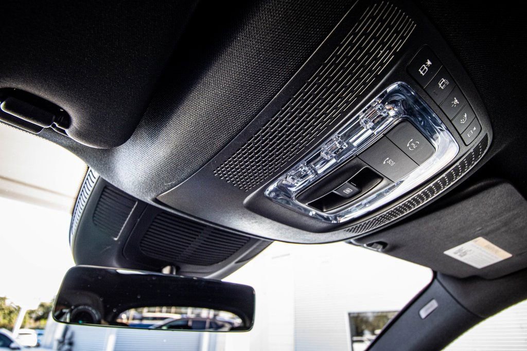 Used 2024 Mercedes-Benz GLE 350 4MATIC image 35