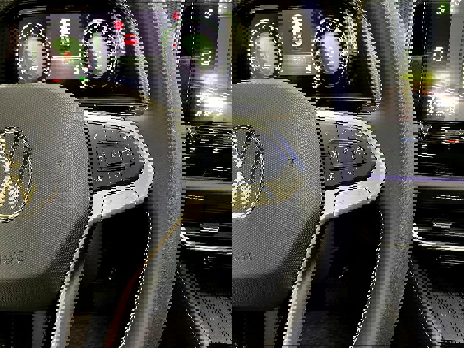 New 2026 Volkswagen Atlas Cross Sport SEL image 18