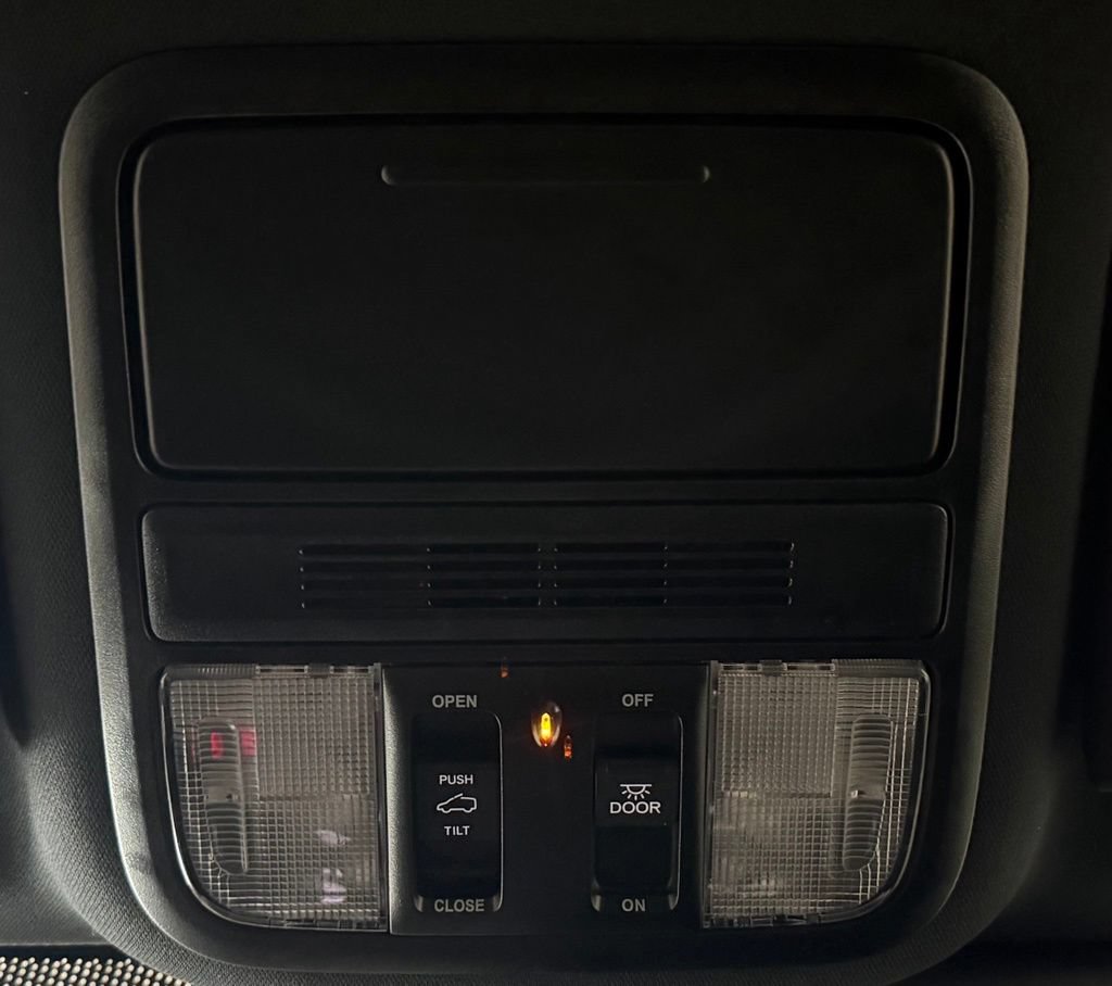 Used 2023 Honda Passport TrailSport image 25