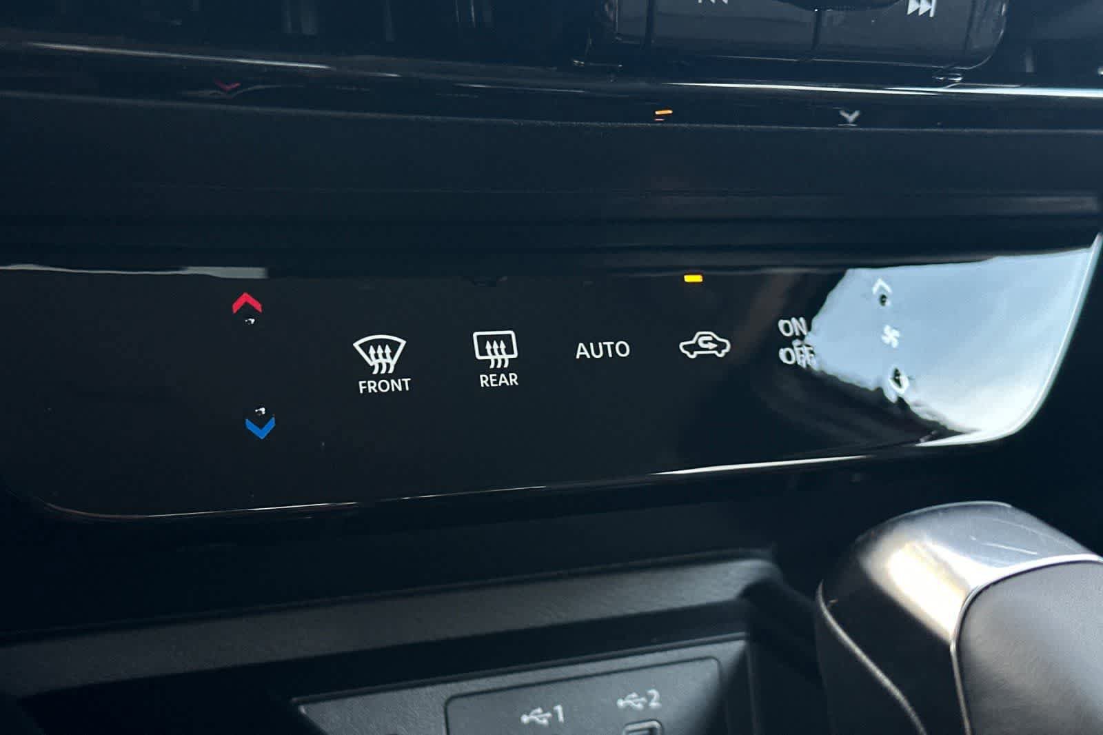 New 2026 Nissan Kicks SR FWD image 22