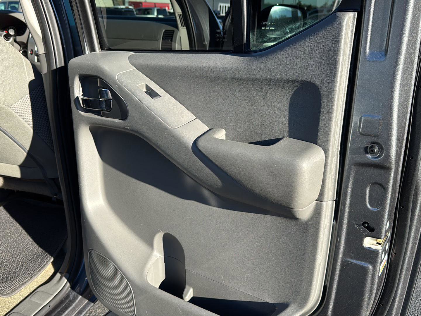 Used 2018 Nissan Frontier SV w/ Value Truck Package image 13