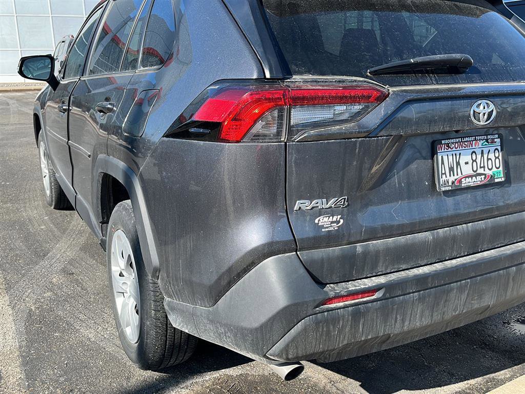 Used 2023 Toyota RAV4 LE image 11