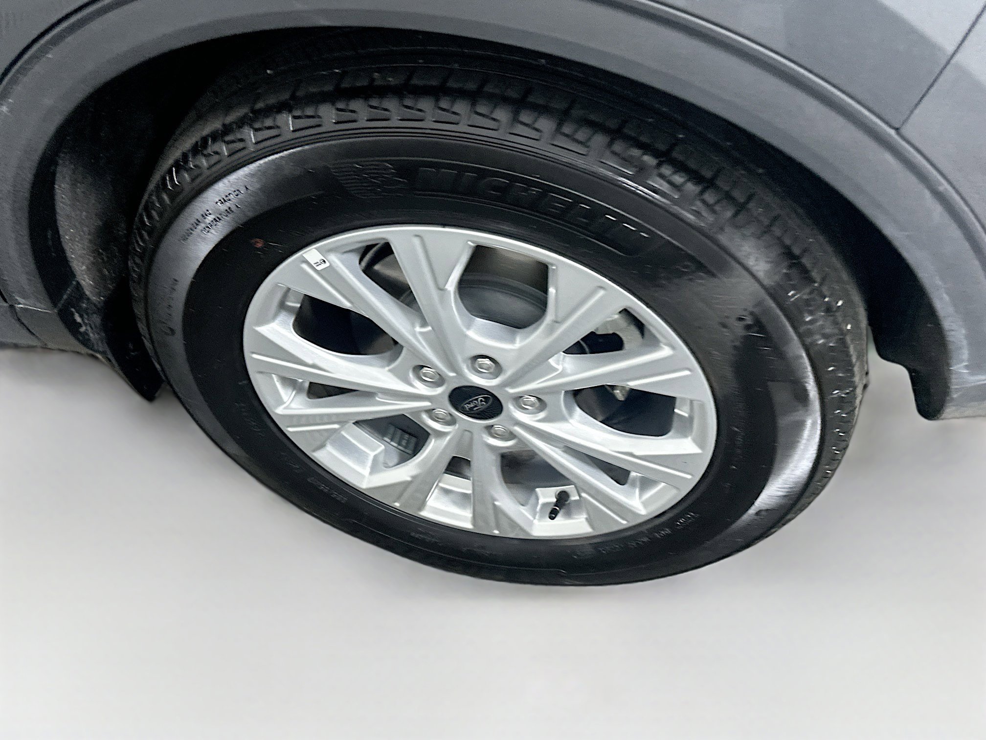 Used 2025 Ford Escape Active image 11