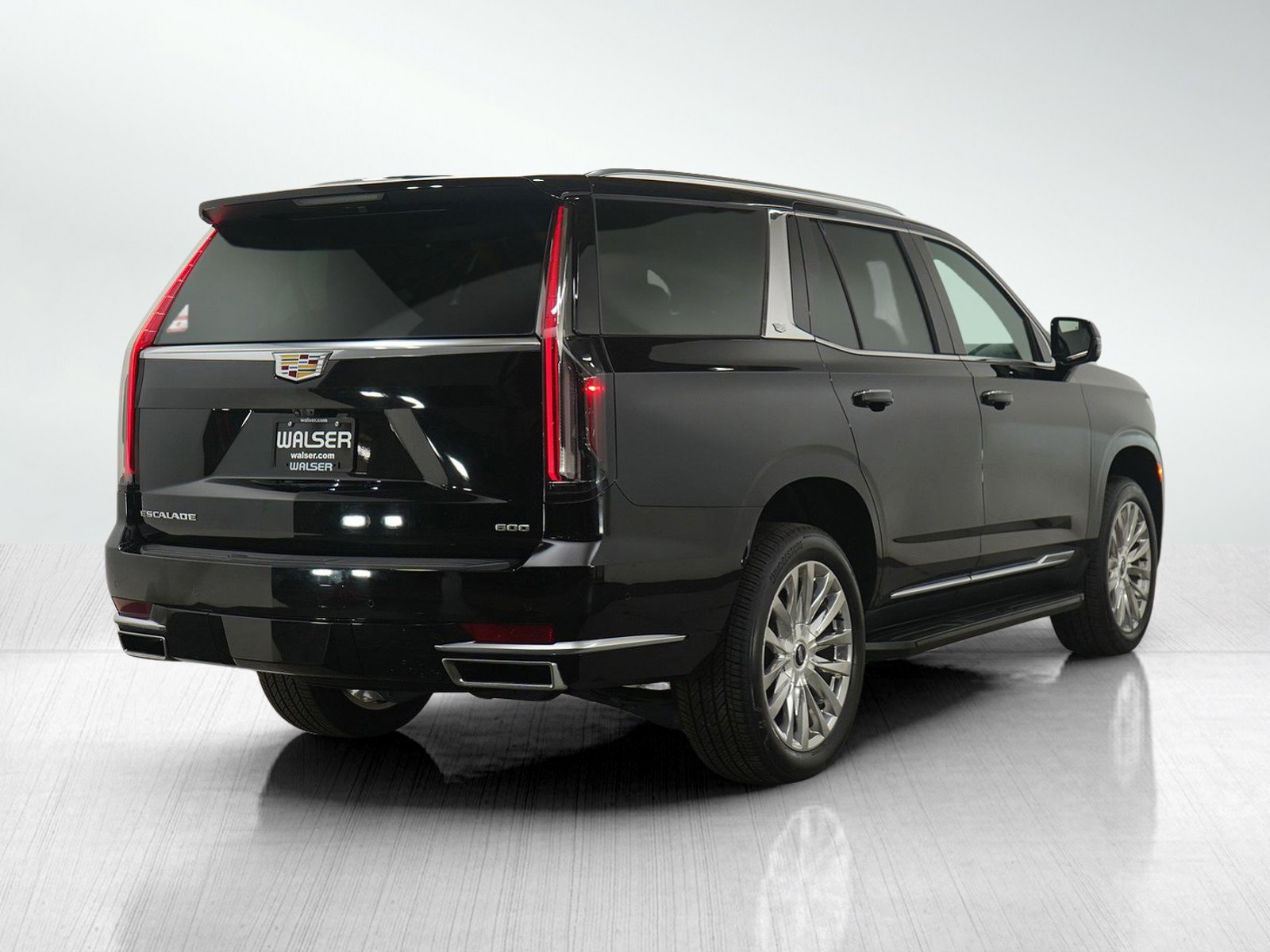 Used 2024 Cadillac Escalade Premium Luxury w/ Performance Package image 5