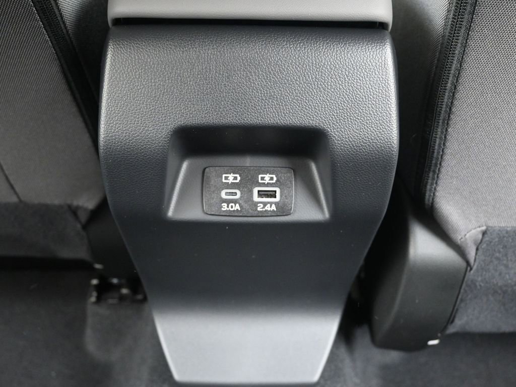 Used 2025 Subaru Crosstrek 2.0i Premium AWD/4WD image 17