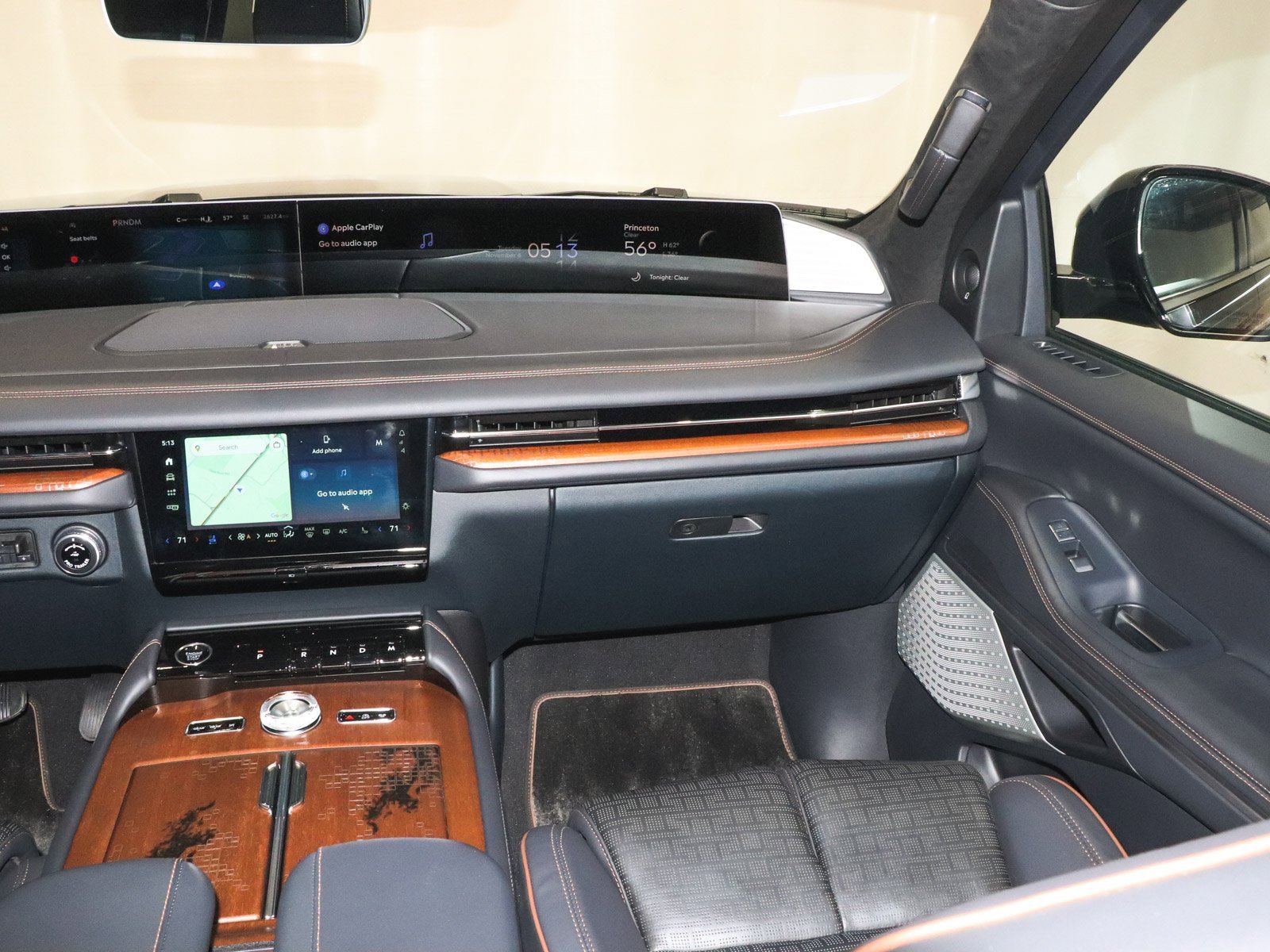 Used 2025 Lincoln Navigator Black Label image 36