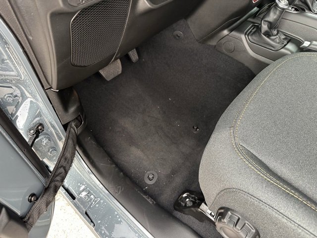 New 2025 Jeep Gladiator Willys image 22