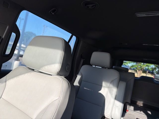 Used 2024 Chevrolet Tahoe LT w/ Luxury Package image 17