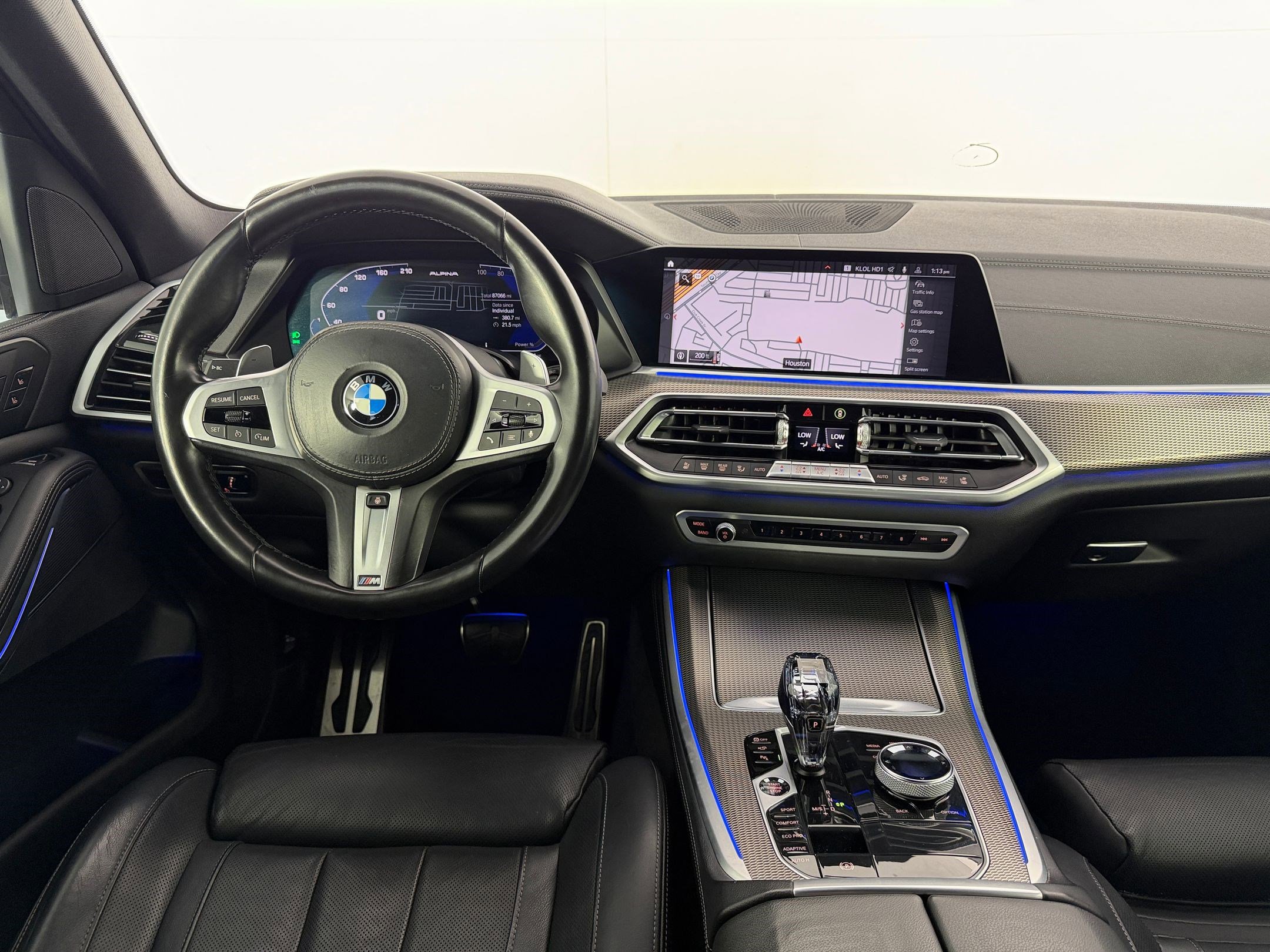 Used 2022 BMW X5 sDrive40i w/ M Sport Package RWD image 32