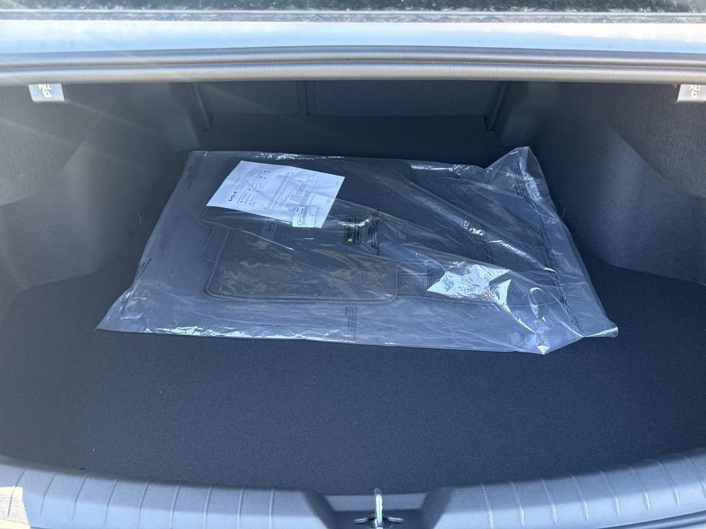 New 2026 Kia K5 GT-Line image 4