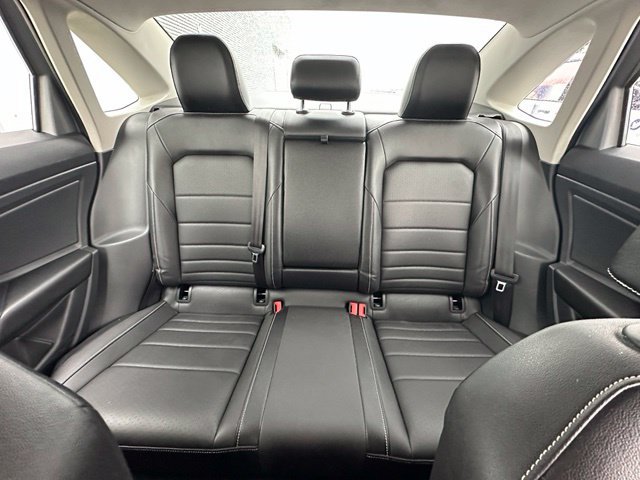 Used 2023 Volkswagen Jetta SE FWD image 25