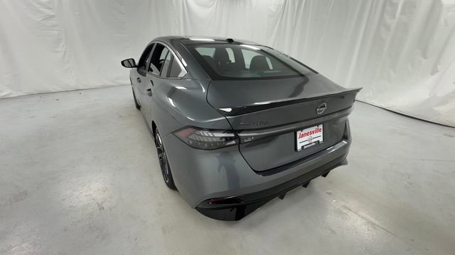 New 2026 Nissan Sentra SR FWD image 5