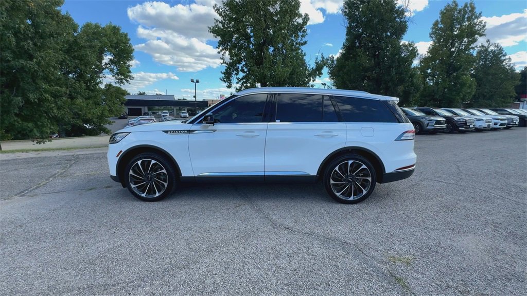 Used 2025 Lincoln Aviator Reserve w/ Illumination Package image 5
