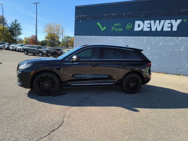 Used 2021 Lincoln Corsair Reserve image 2