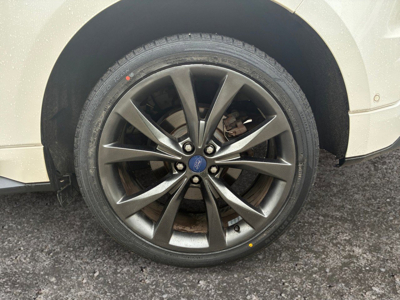 Used 2015 Ford Edge Sport w/ Equipment Group 401A AWD/4WD image 8