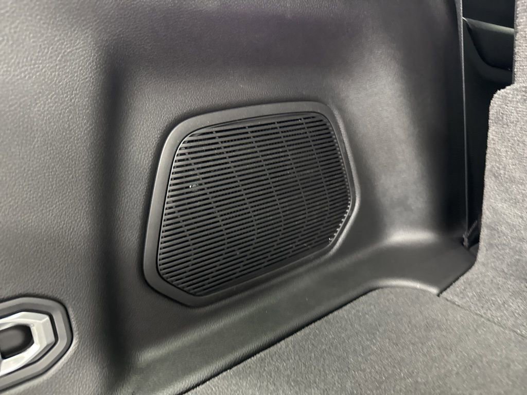 New 2025 Jeep Grand Cherokee L Limited AWD/4WD image 10