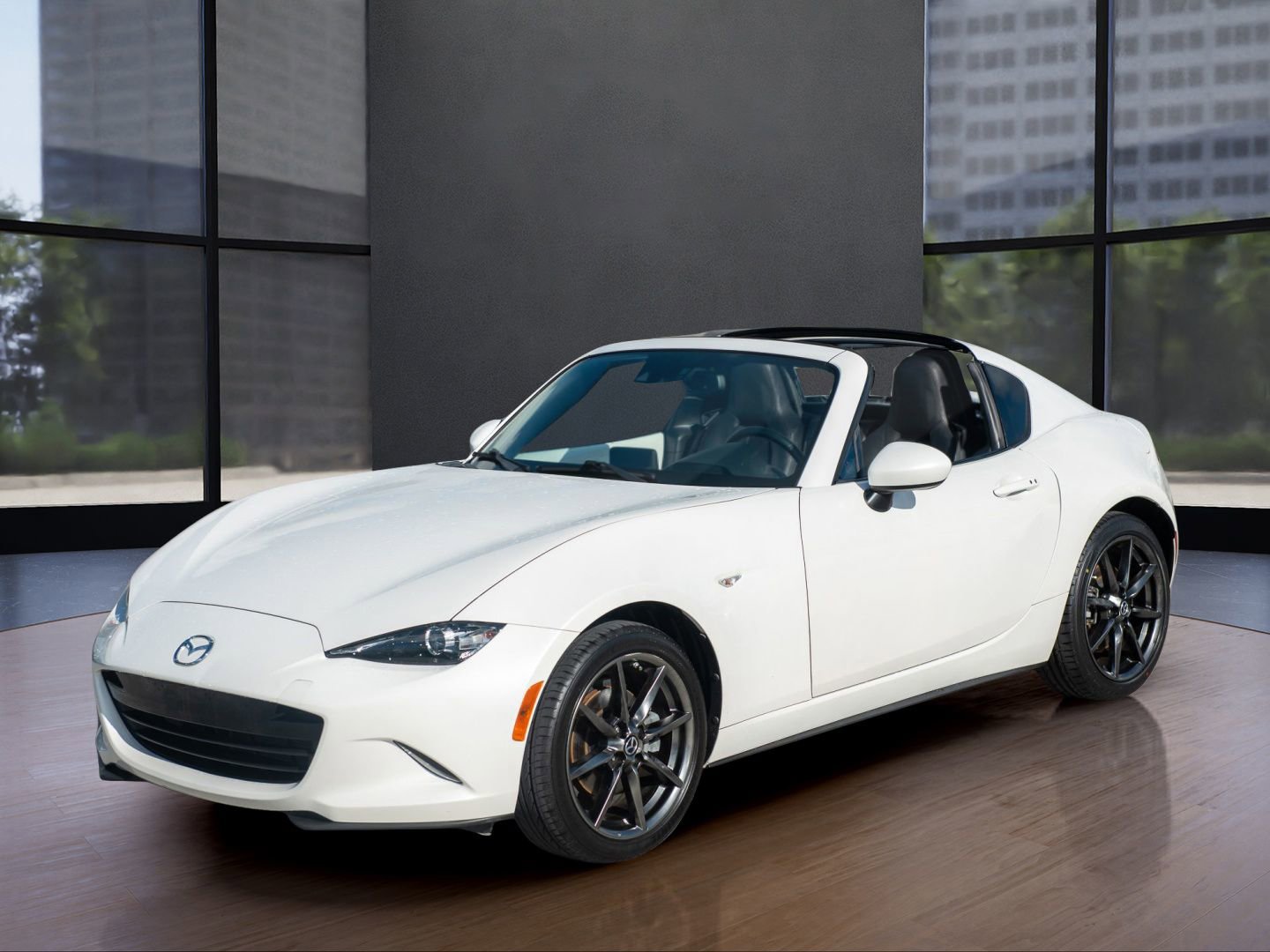 Used 2018 MAZDA MX-5 Miata RF Grand Touring image 1
