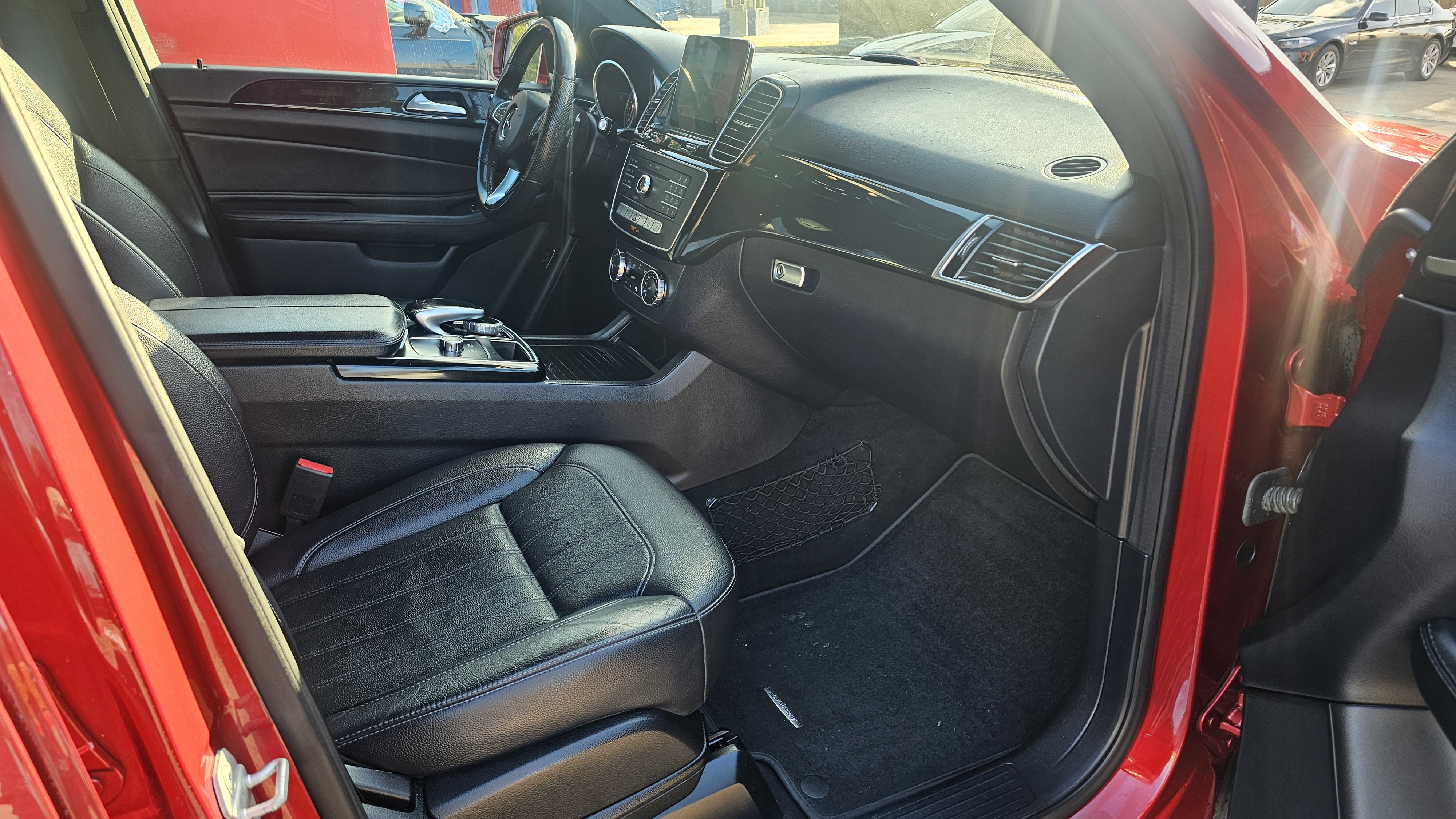 Used 2017 Mercedes-Benz GLE 350 GLE 350 SUV w/ Premium 1 Package image 29