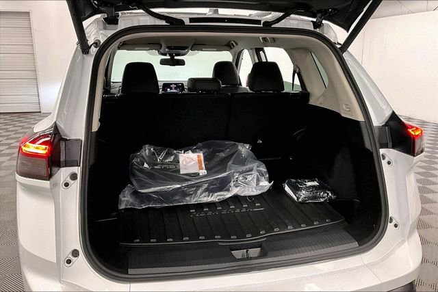 New 2026 Nissan Rogue SV image 37