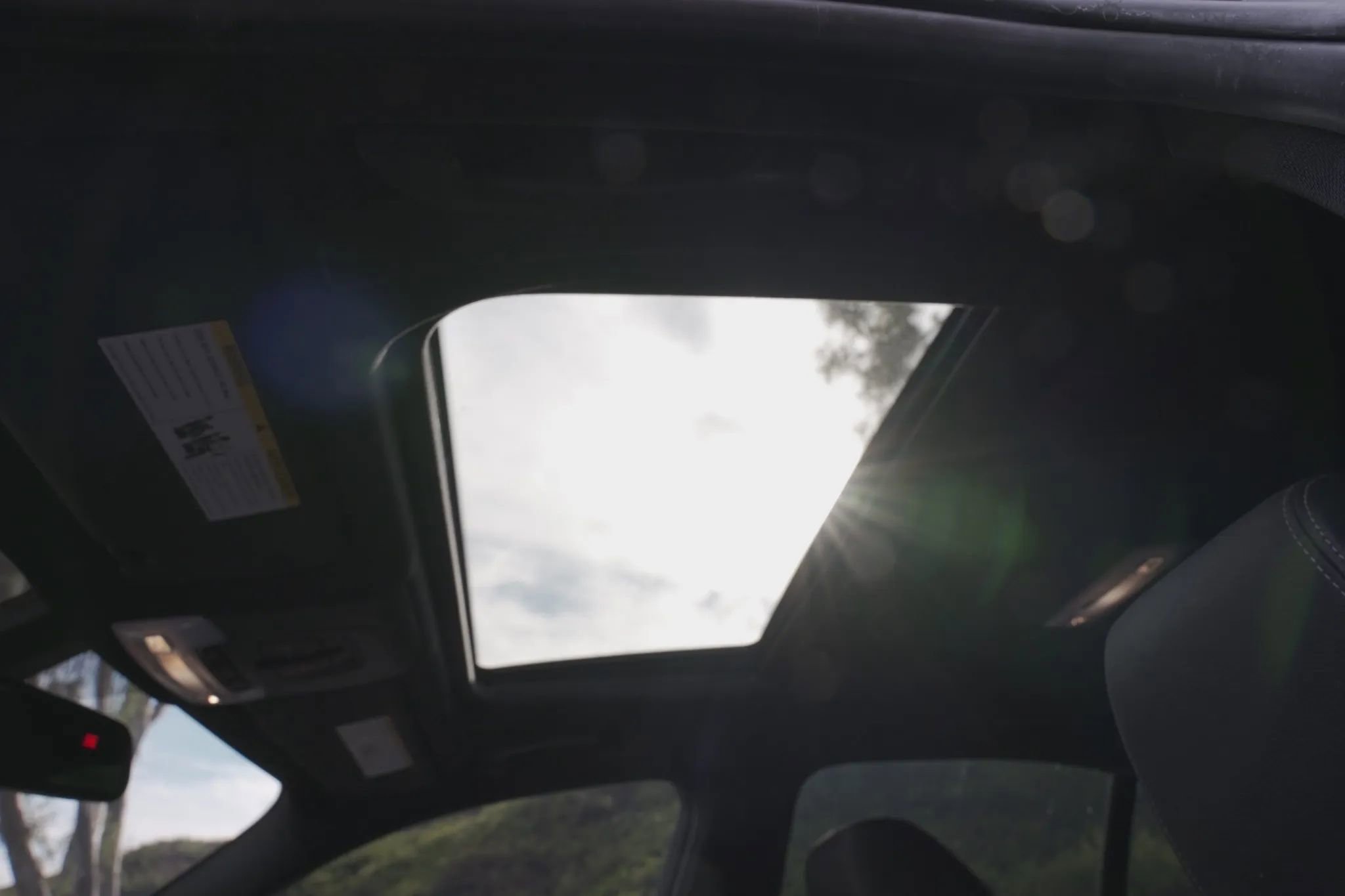 Used 2018 BMW 340i Sedan w/ Executive Package image 20