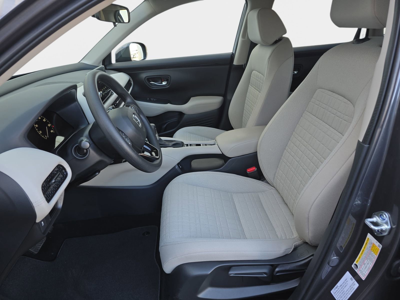 Certified 2026 Honda HR-V LX image 17