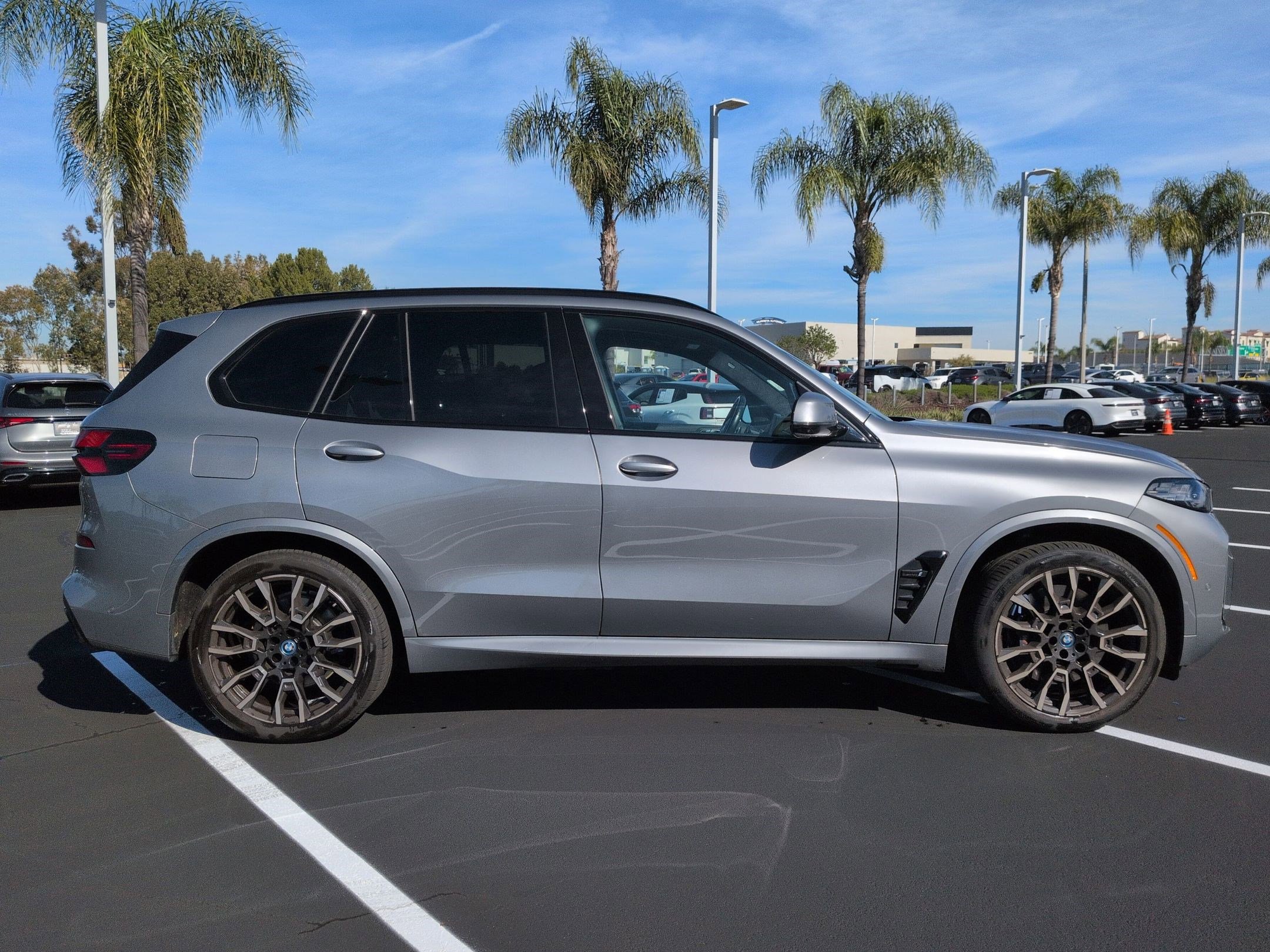 Certified 2024 BMW X5 xDrive50e w/ Executive Package image 11