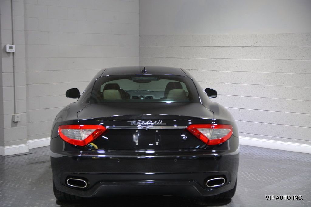 Used 2011 Maserati GranTurismo S image 8