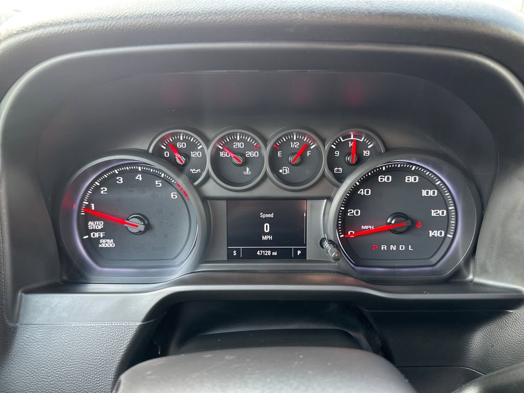 Used 2021 Chevrolet Silverado 1500 Custom image 2