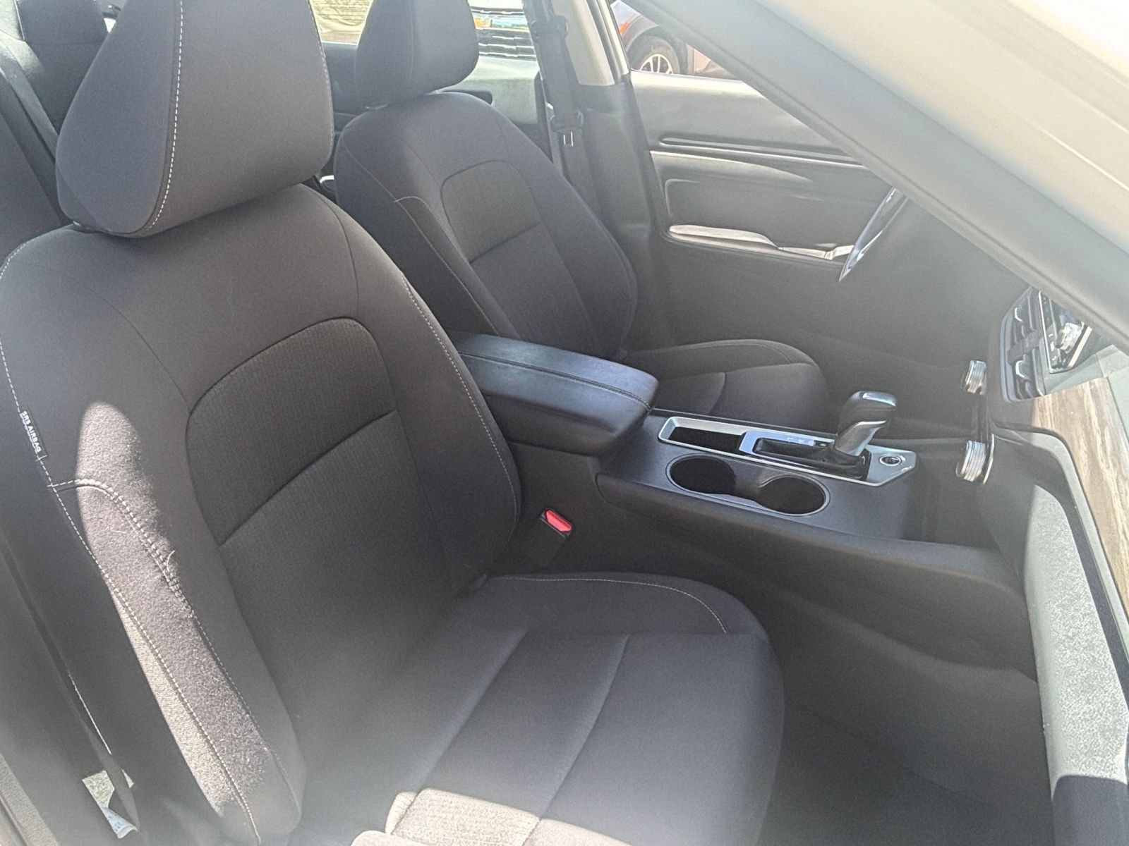 Used 2025 Nissan Altima 2.5 SV FWD image 34