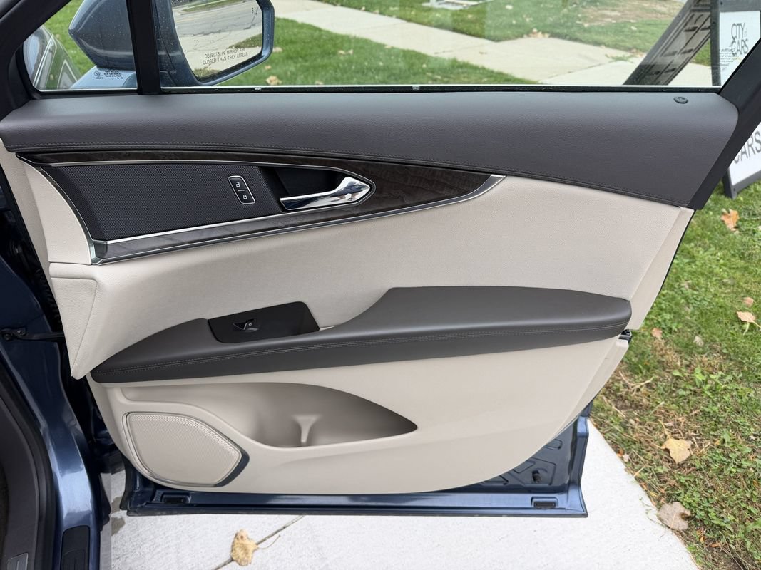 Used 2019 Lincoln Nautilus Select AWD/4WD image 34