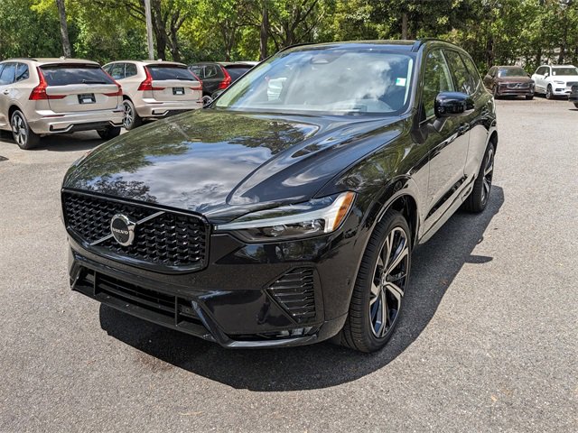 New 2025 Volvo XC60 B5 Ultra w/ Climate Package image 8